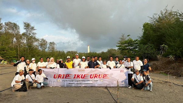 Sambut HUT ke-2, Loman Park Hotel Gelar Reresik Pantai dalam tema Prinsip 