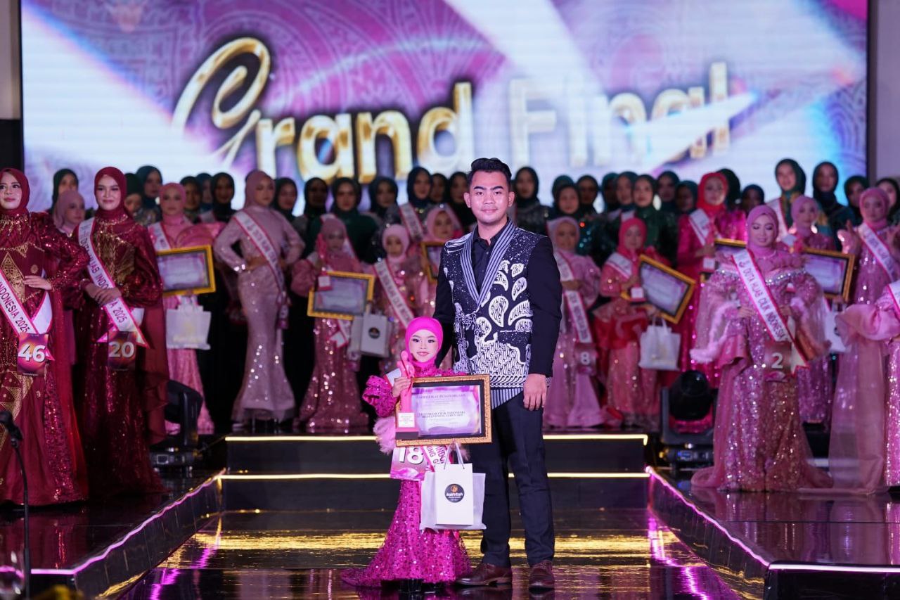 Arshi, Bintang Kecil dari Bali yang Curi Perhatian di Panggung Miss Hijab Cilik Indonesia 2025