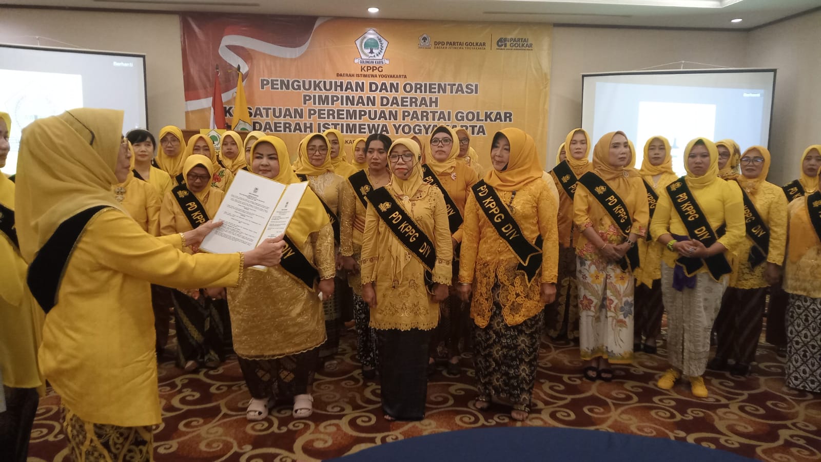 KPPG Golkar DIY Dilantik Perkuat Posisi Tawar Perempuan di Kancah Politik 
