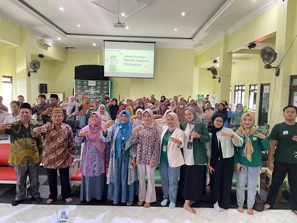 OJK, Pegadaian Syaraih dan LAZISNU DIY Dorong Kemandirian Perempuan  Lewat Literasi Keuangan dan Investasi Emas